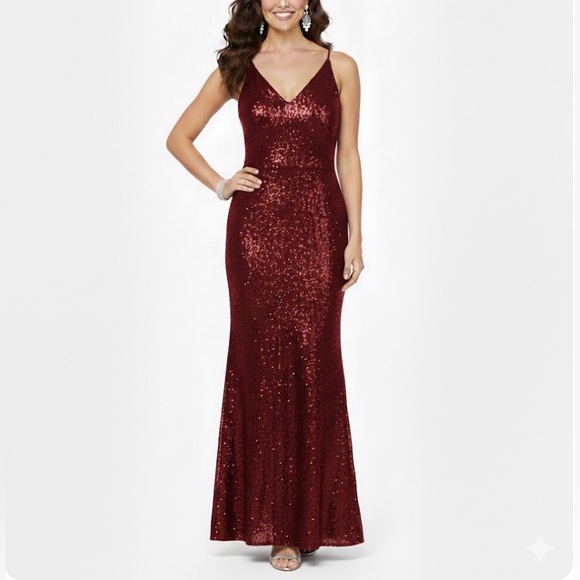 Night Way Collections Dresses & Skirts - Nightway Sequined Sleeveless Long A-Line Evening Gown red Size 4 Formal Dress